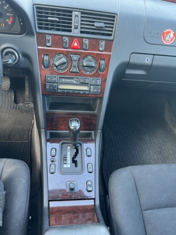 897456-24 Mercedes-Benz C 200 - 1996