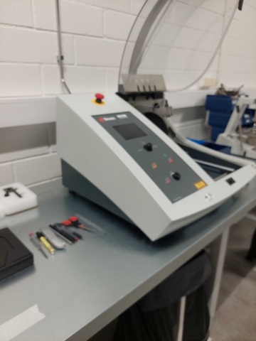 1034583-3 Precision cutting machine Struers Secotom -60