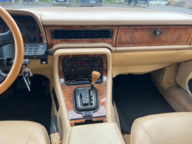 237731-14 Jaguar Daimler XJ 4.0 - 1992