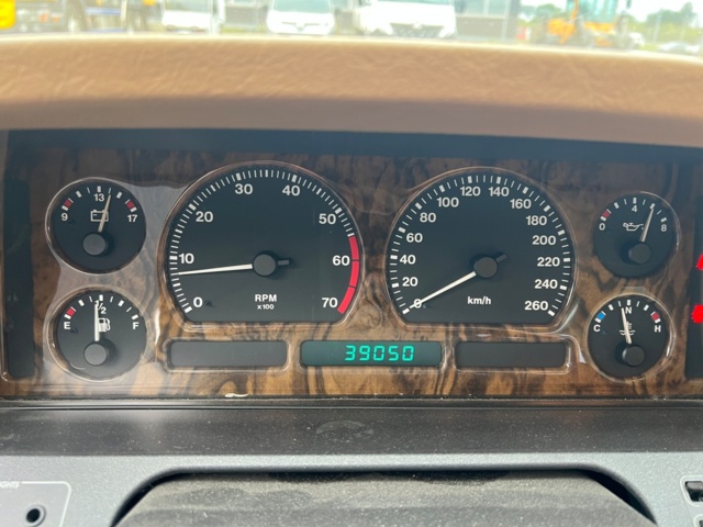 237731-22 Jaguar Daimler XJ 4.0 - 1992