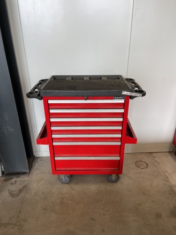 1039472-1 Ampro tool trolley with various tools
