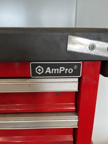 1039472-2 Ampro tool trolley with various tools