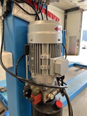 1039484-4 Four-pillar lift Taida STD-6764