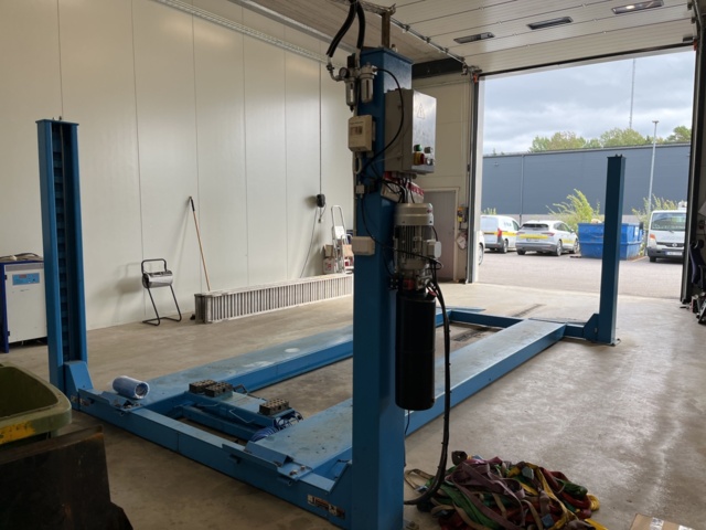 1039484-6 Four-pillar lift Taida STD-6764