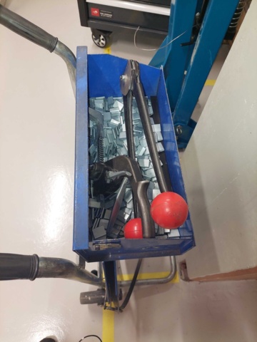 1034674-3 Banding trolley