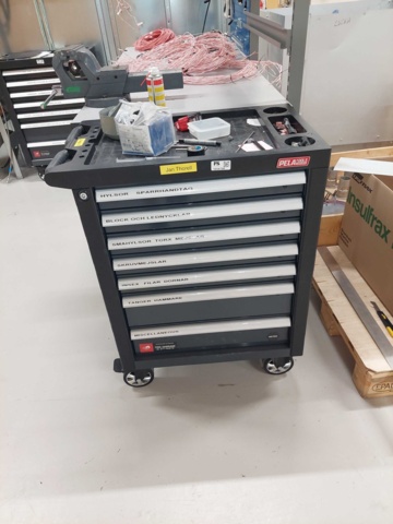 1034700-1 Pela tool cart with tools