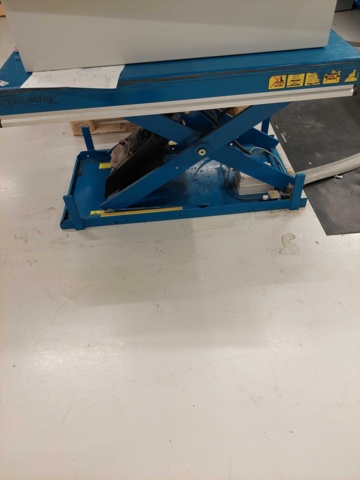 1034717-2 Lifting table Gigant 1000kg