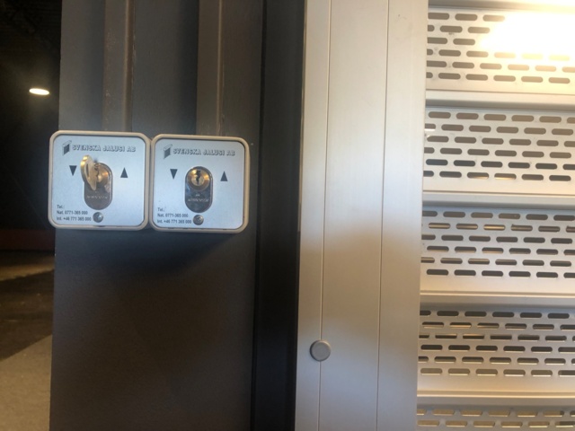 1076535-4 Jalousie Perfo 8320