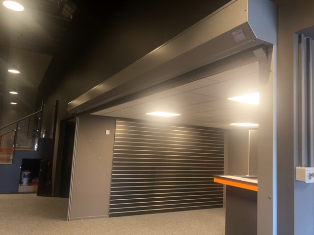 1076535-3 Jalousie Perfo 8320