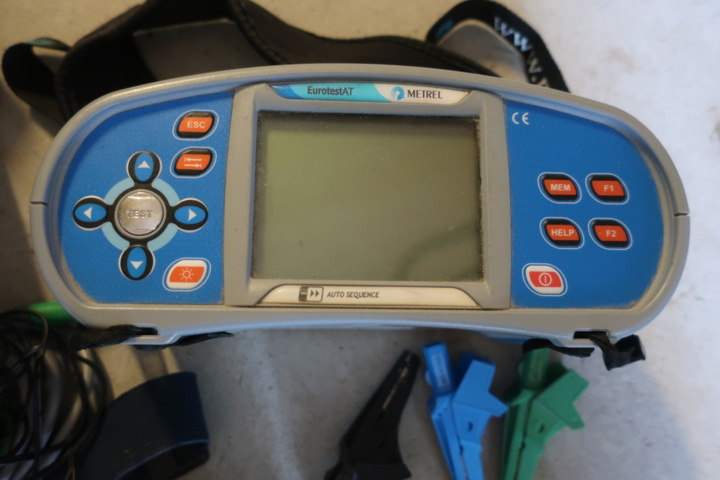 1029562-2 Installation tester with accessories, Metrel MI 3101