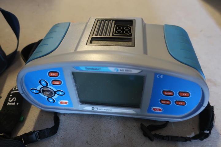 1029562-1 Installation tester with accessories, Metrel MI 3101