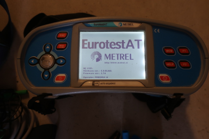 1029562-7 Installation tester with accessories, Metrel MI 3101