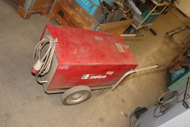 1076040-1 Stick welder Selco ET400