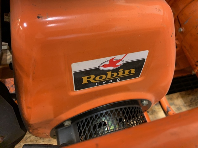 781084-3 Gasoline-driven electric generators 2 Ferm CF4000