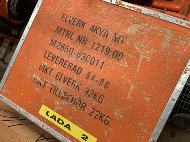 781084-5 Gasoline-driven electric generators 2 Ferm CF4000