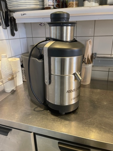 1069139-1 Robot Coupe J80 Ultra juicer
