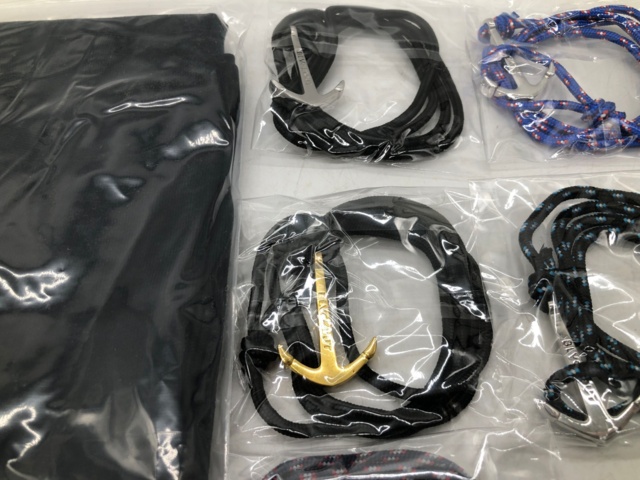 1077124-4 5 st Blvckout armband + 1 st t-shirt, storlek M - Frakt ingår (1141)