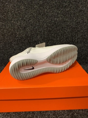 1077220-2 Golf shoe Nike Woman´s React Ace Tour p.8