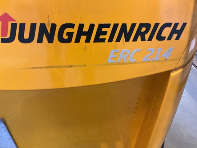 1061166-6 High stacker Jungheinrich