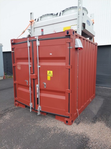 1034805-1 Container 10 feet with coolant cooler on the roof