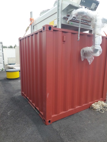 1034805-7 Container 10 feet with coolant cooler on the roof