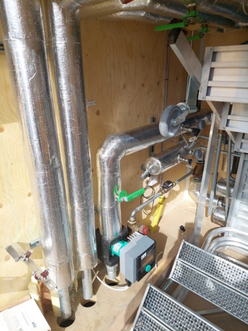 1034805-10 Container 10 feet with coolant cooler on the roof