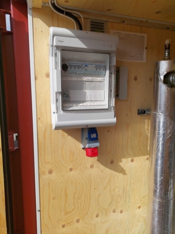 1034805-11 Container 10 feet with coolant cooler on the roof