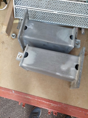 1034805-15 Container 10 feet with coolant cooler on the roof