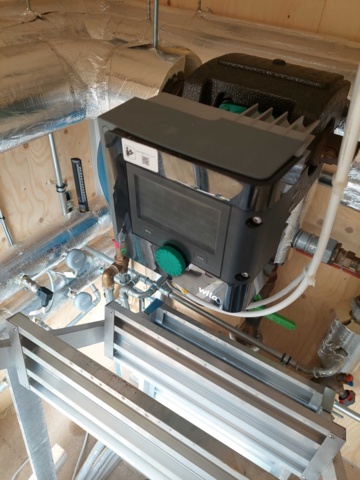 1034805-19 Container 10 feet with coolant cooler on the roof