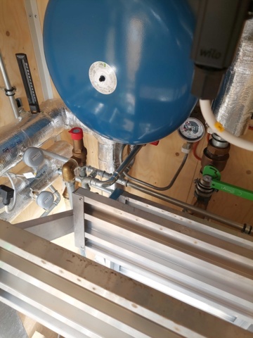 1034805-21 Container 10 feet with coolant cooler on the roof