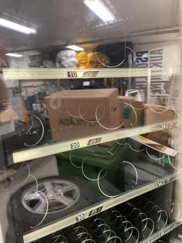 1060153-7 Vendo vending machine