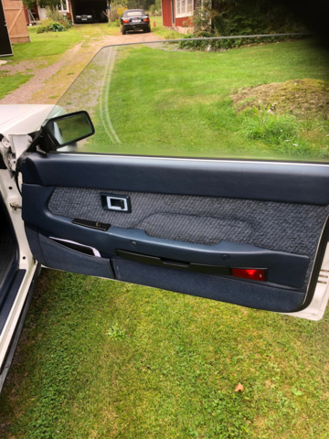 1077569-24 Toyota Celica Supra 2.8 -1986