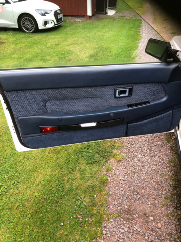 1077569-25 Toyota Celica Supra 2.8 -1986