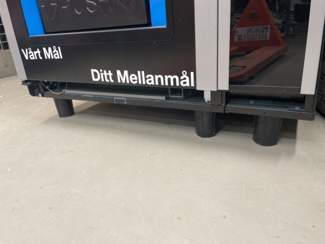 1060153-19 Vendo vending machine