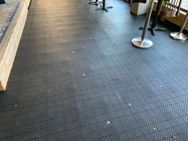 781085-12 Outdoor seating (glazing with openable windows and roof) -2022