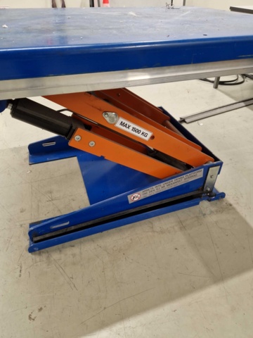 1035074-5 Edmo Lift Workbench