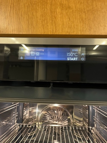 1077604-10 Electrolux steam oven
