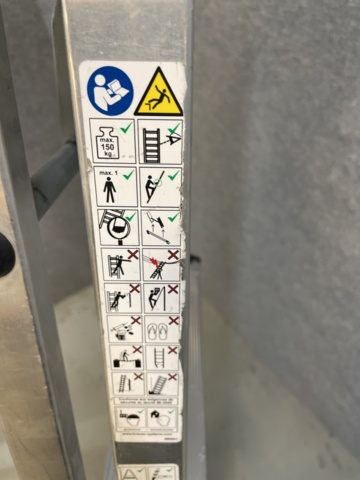 1060165-20 Stair trestles of various models