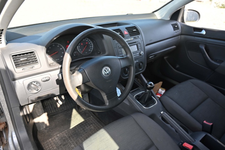 1031401-20 Volkswagen Golf 5-doors 1.6 - 2006