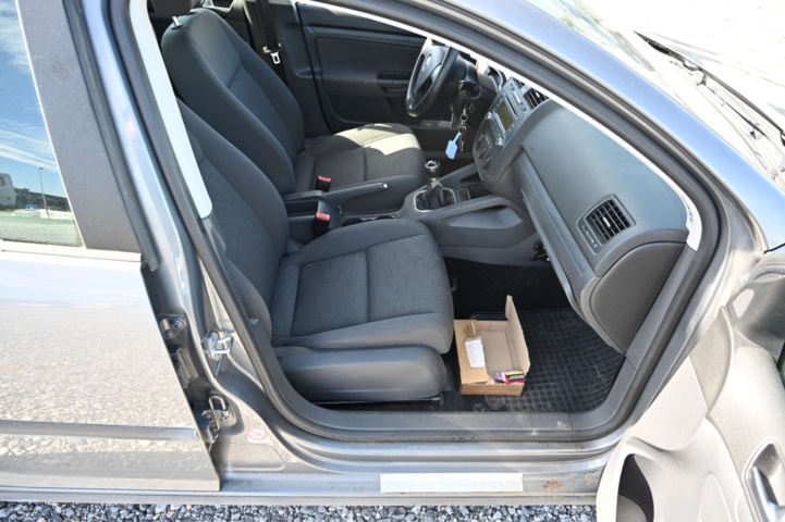 1031401-23 Volkswagen Golf 5-doors 1.6 - 2006