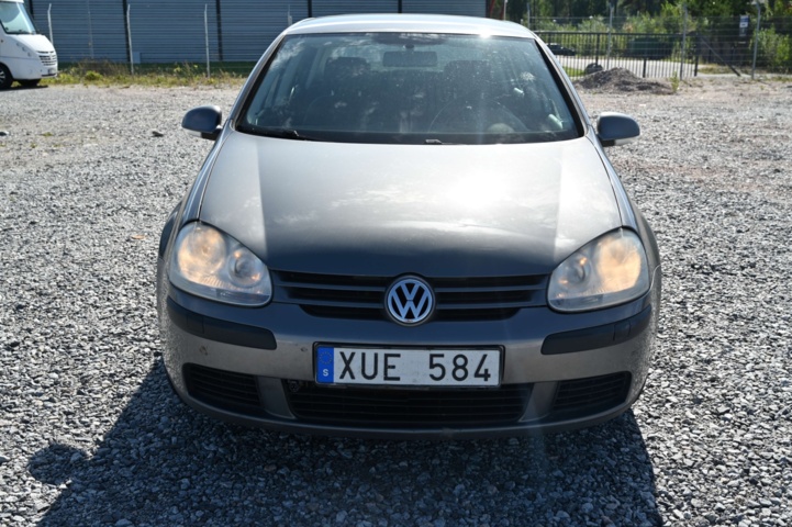 1031401-2 Volkswagen Golf 5-doors 1.6 - 2006