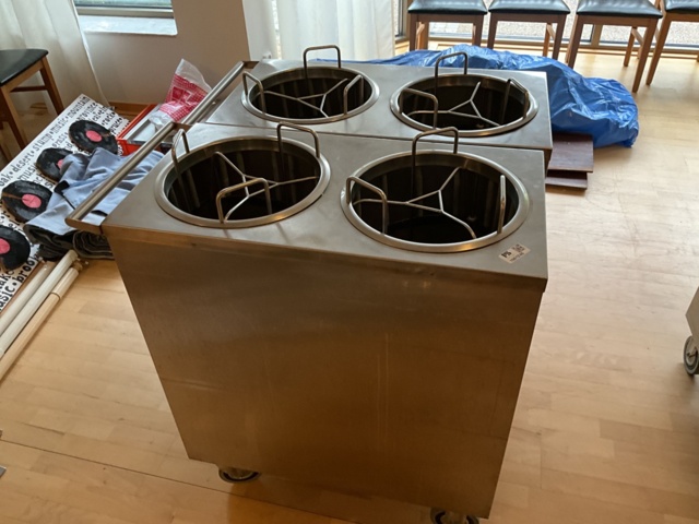 1061246-1 Tallriksvagnar