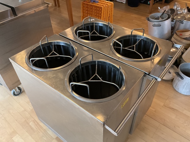 1061246-2 Tallriksvagnar