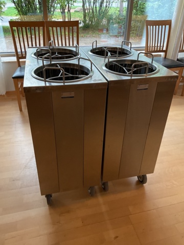 1061251-6 2st Tallriksvagnar