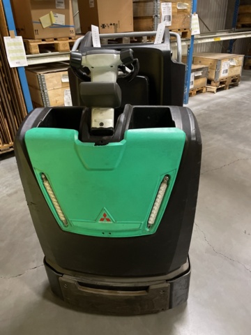 998717-2 Mitsubishi Train