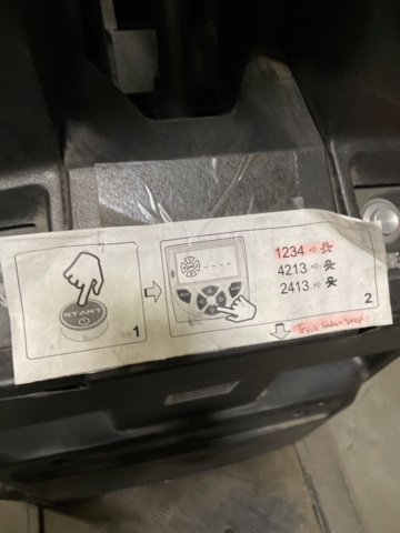 998717-7 Mitsubishi Train