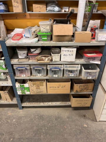 1060731-4 Shelves with screw, nut accessories