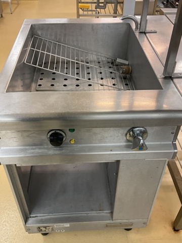 1061274-4 Mareno kitchen island with induction cooker