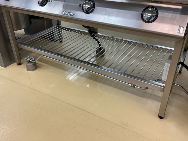 1061274-12 Mareno kitchen island with induction cooker