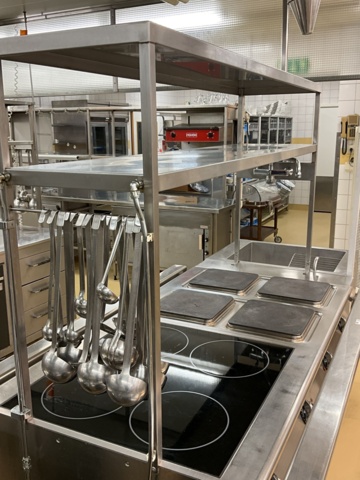 1061274-14 Mareno kitchen island with induction cooker